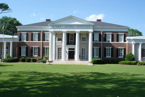 北卡羅來納大學(xué)教堂山分校The University of North Carolina at Chapel Hill
